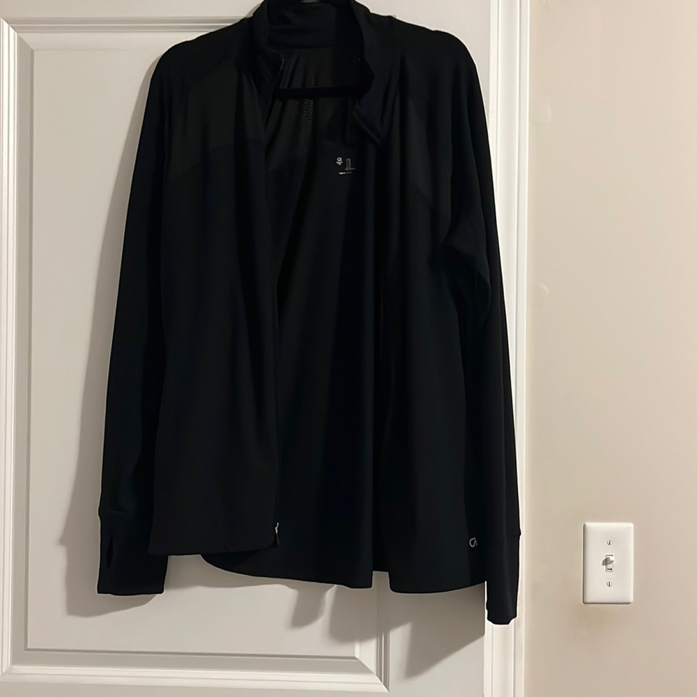 Black exercise top